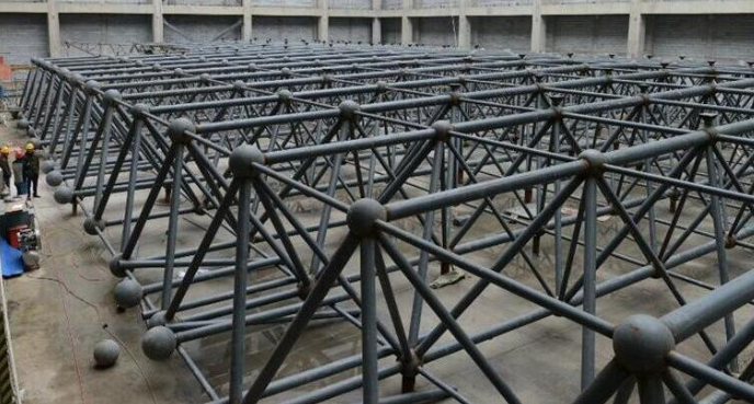 绥化浅谈网架加工公司对网架保温隔热的方法